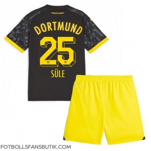 Borussia Dortmund Niklas Sule #25 Replika Bortatröja Barn 2023-24 Kortärmad (+ Korta byxor)